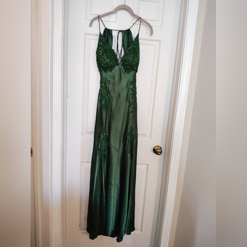 Niki Livas Emerald Green Satin Prom Dress
